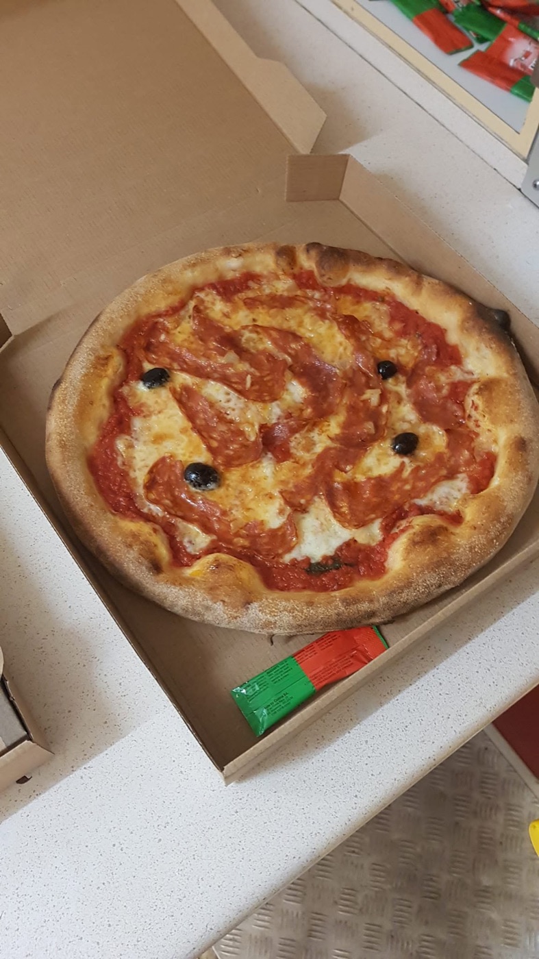 Pizza artisanale Pizza Napoli